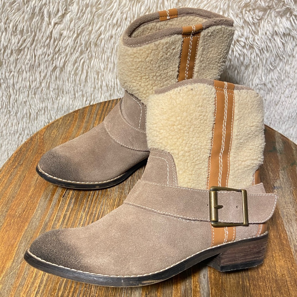 Kelsi Dagger Boots